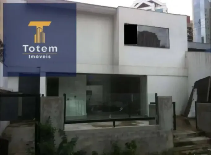 Casa Comercial para Locação 340 m² | Rua Dr. Renato Paes de Barros