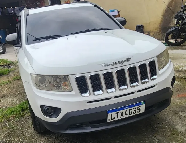 Jeep Compass Sport 2.0 16V 156cv 5P 2012