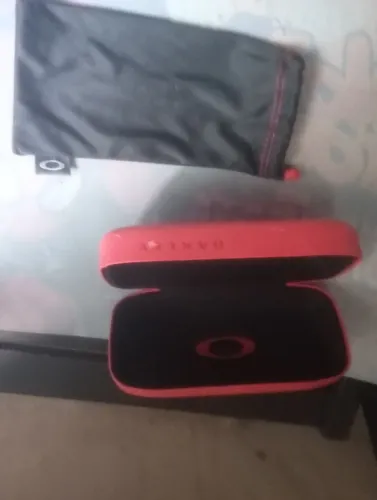 Case Oakley Ferrari original 