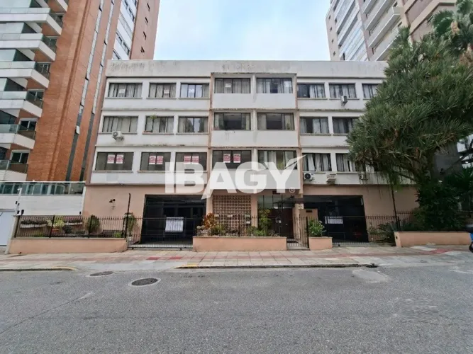 Excelente Apartamento 3 dormitório(s) em Centro - Florianópolis