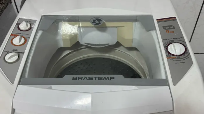 Vendo máquina de lavar Brastemp 9 kg tel 27- *
