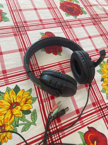 Fone de ouvido gamer