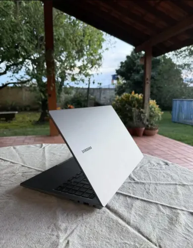 Samsung Galaxy Book 4