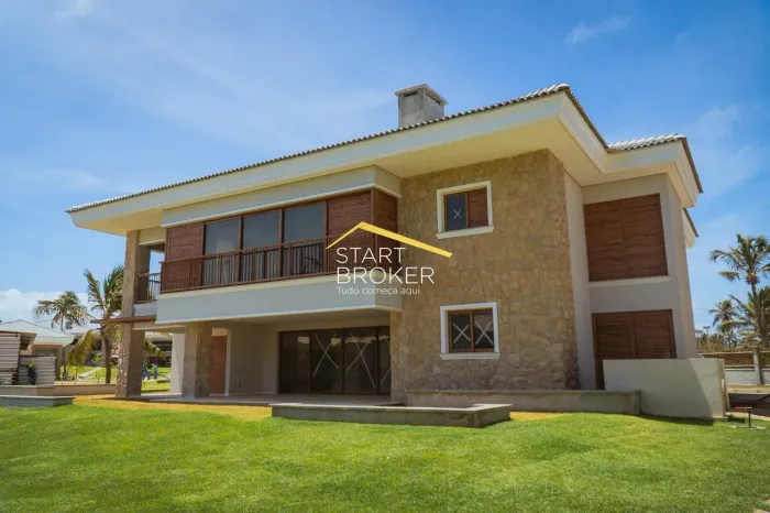 Parracho Flecheiras | Casa em Condomínio à Venda | 4 Suítes | 211m² | 4 Vagas |