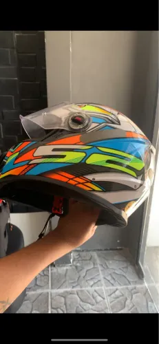 Capacete LS2