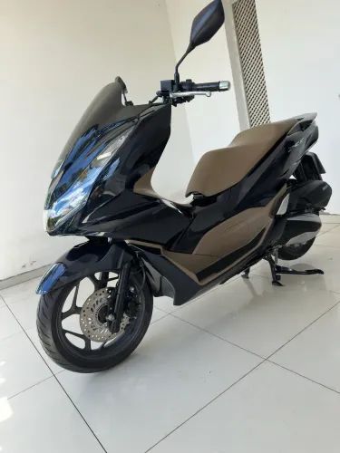 PCX DLX, COM 4 mil KM (ÚNICO DONO)
