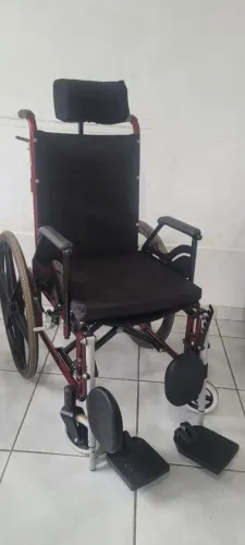 CADEIRA DE RODAS: TETRAPLÉGICO