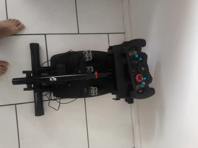 Vendo ou troco G29