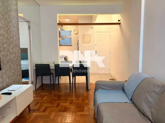 Apartamento : Padrão / Residencial / Copacabana