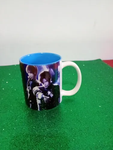 (Produto semi novo)Caneca porcelana Resident Evil