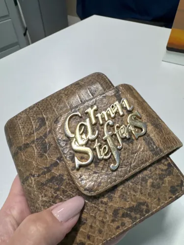 Carteira Carmen Steffens