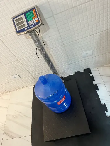 Balança 600 kg 45x60 c/pedestal pronta entrega