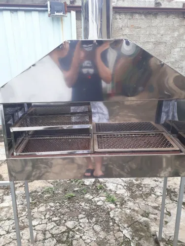 vendo churrasqueira para espetinho inox