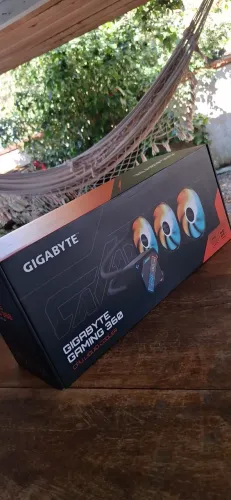 Water Cooler Gigabyte Gaming 360, ARGB, 360mm, AMD e Intel, Preto - GP-GIGABYTE GME 360