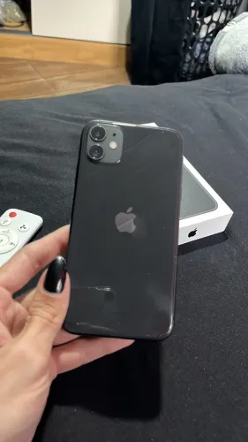 iPhone 11 preto 64gb 