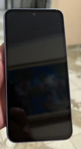 Celular muito novo, dispensa comentário..só o aparelho!!