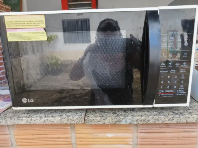 Microondas retirada de peças 