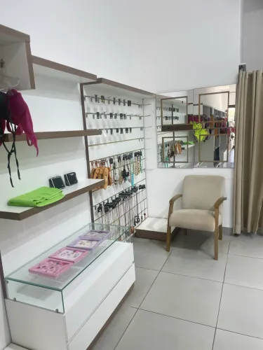 Vendo loja completa e montada