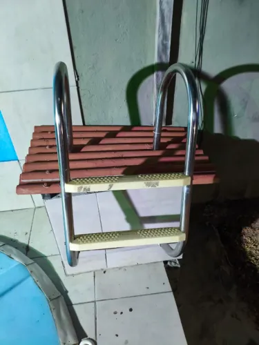Escada para Piscina em Inox