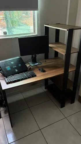 Escrivaninha Industrial com Estante de Prateleiras Mesa de Computador