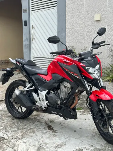 VENDO CB300F TWISTER 2024