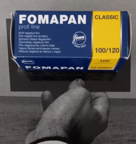 Filme 120, Fomapan 100 asa.