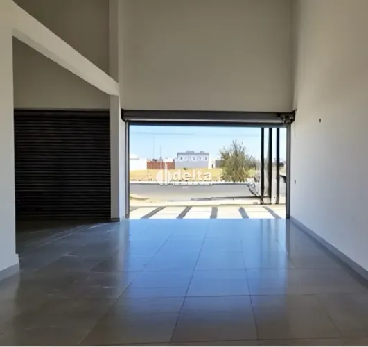 Loja disponível para locação no bairro Novo Mundo em Uberlândia-MG