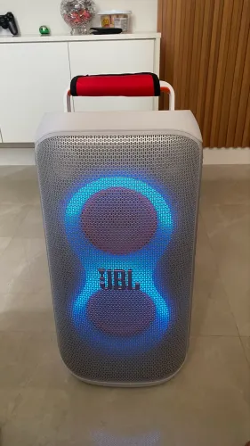Caixa JBL party box