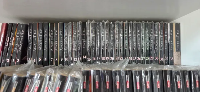 Ataque dos Titãs completo + Edição especial 34 LACRADA