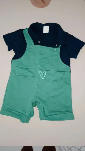 Macacão bêbê de 04 a 06 meses