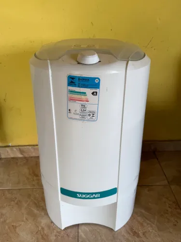 Centrífuga de Roupas Suggar 5kg - 220V (Selo A de Economia)