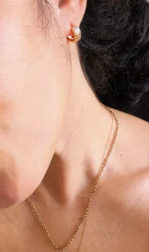 Colar de ouro feminino