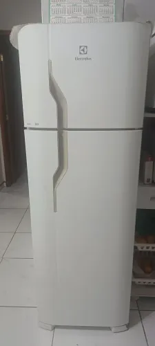 Geladeira eletrolux