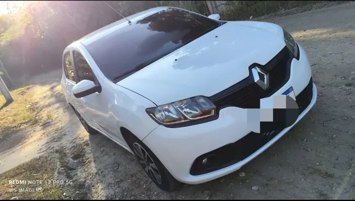Renault Logan Expression Hi-flex 1.6 8V 4P 2015