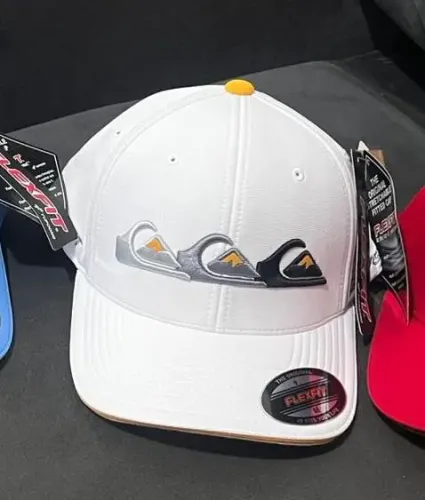 Bonés da QuikSilver originais zero nunca usado