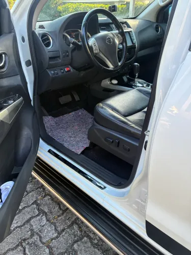 Nissan Frontier XE CD 4X4 2.3 Bi-TB Diesel Aut. 2019