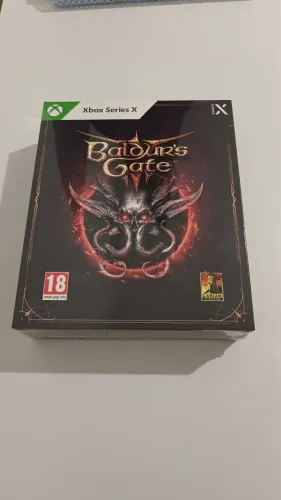 Baldur's Gate 3 Deluxe Edition Xbox Series X/S Jogo Lacrado