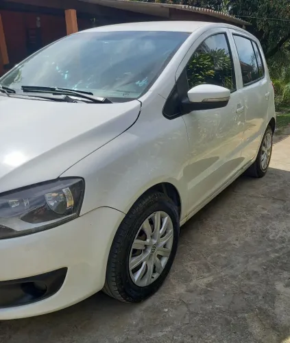 Volkswagen Fox 1.0 MI Total Flex 8V 5P 2013