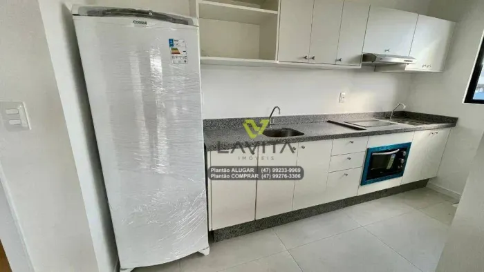Apartamento com 1 dormitório para alugar, 32 m² por R$ 2.238,11/mês - Garcia - Blumenau/SC