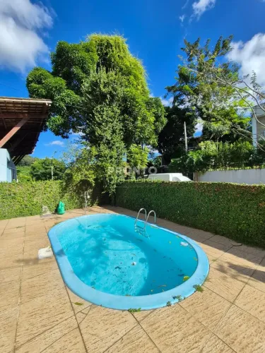 Casa de Condomínio com 3 quartos em Sítio dos Pintos
