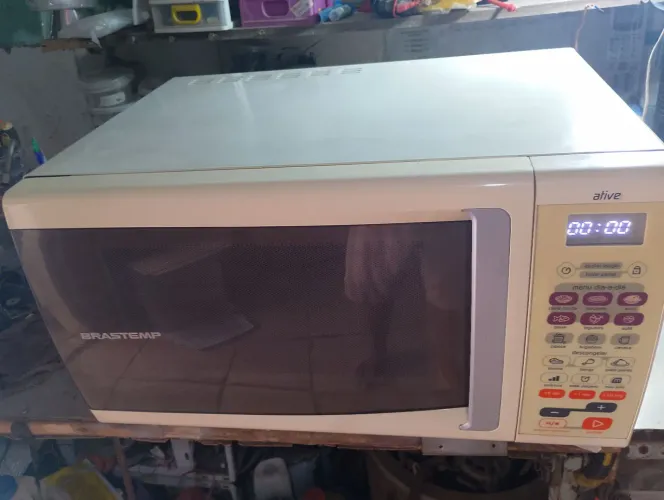 Microondas Brastemp 31 litros