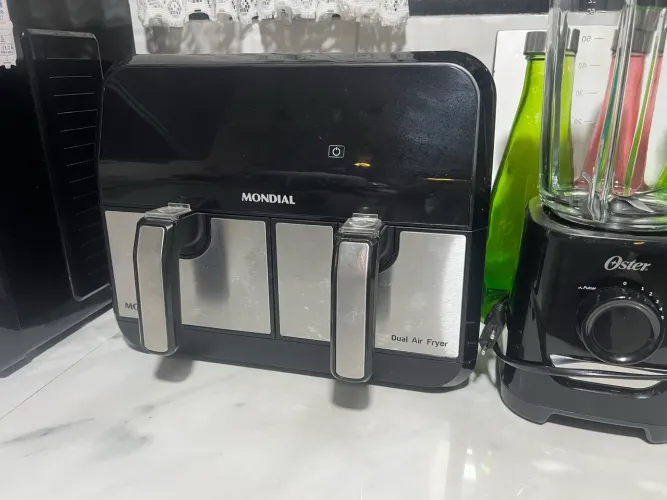 Fritadeira Air Fryer Dual Duplo Cesto 8L Mondial 2000W - AFD-01-BI