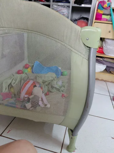 Vende-se chiqueirinho de bebe