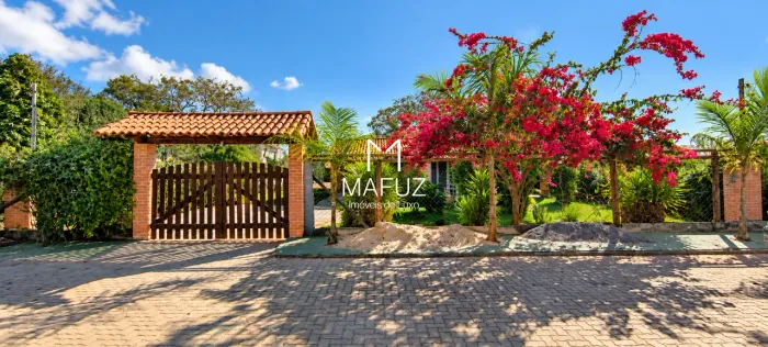 Casa à venda, 3 quartos, 1 suíte, 4 vagas, Condomínio Recanto do Beija flor - Jaboticatuba