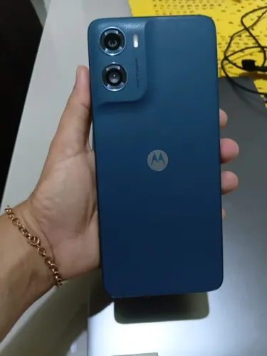 Moto G06