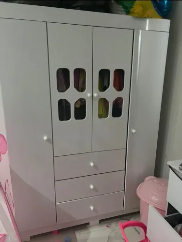 Quarto de Bebê Completo Berço, Guarda-roupa e Cômoda  