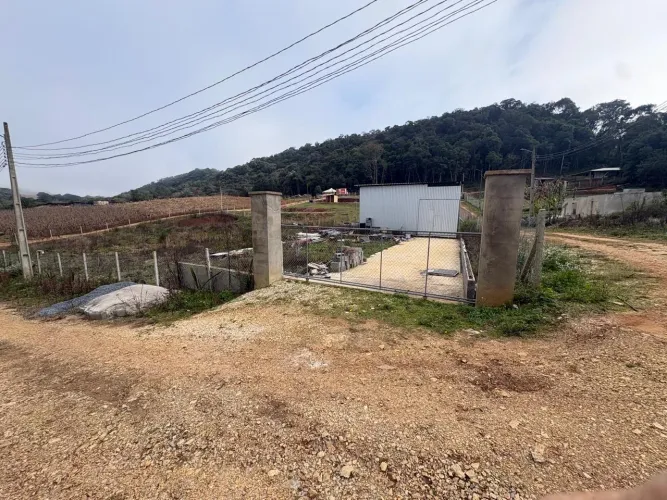 Vendo chácara 2.000m2