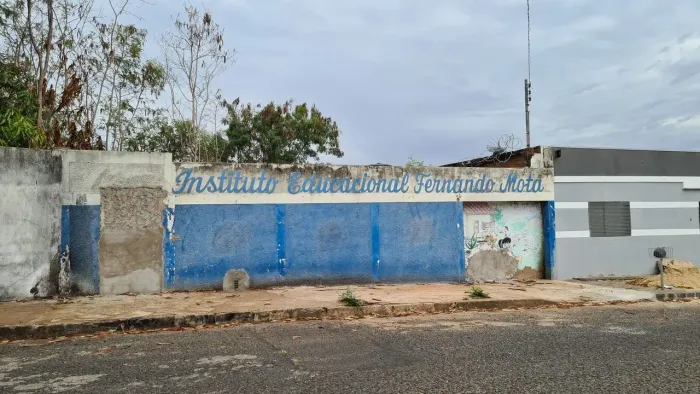 Osvaldo Rezende, Terreno com 495,62m², Restrição Urbanística permite Prédio, Residência, C