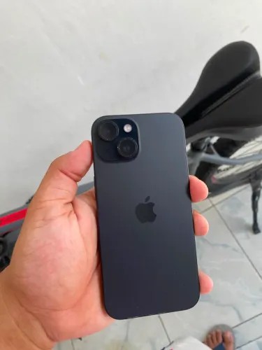iPhone 15 256GB