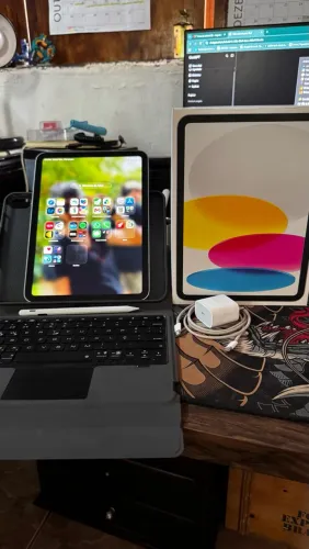 iPad 10ª Geração 64GB Wi-Fi Silver | Caixa + Carregador + Brindes